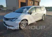 2017 Chrysler PACIFICA photo