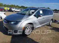 2017 Chrysler PACIFICA photo