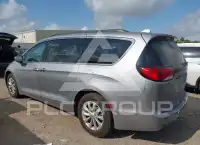 2017 Chrysler PACIFICA photo