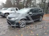 2017 Chrysler PACIFICA photo
