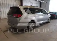 2017 Chrysler PACIFICA photo