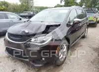 2017 Chrysler PACIFICA photo