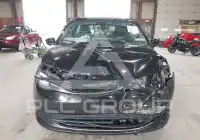 2017 Chrysler PACIFICA photo