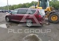 2017 Chrysler PACIFICA фото