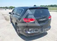 2017 Chrysler PACIFICA photo
