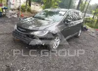 2017 Chrysler PACIFICA photo