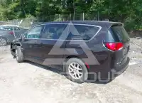 2017 Chrysler PACIFICA photo