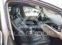 2017 Chrysler PACIFICA фото