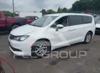 2017 Chrysler PACIFICA photo