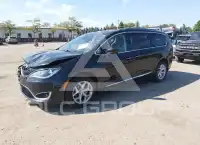 2017 Chrysler PACIFICA фото