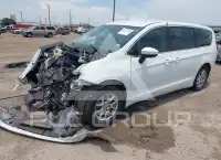 2017 Chrysler PACIFICA фото