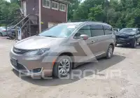 2017 Chrysler PACIFICA фото