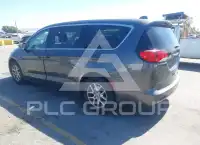 2017 Chrysler PACIFICA photo