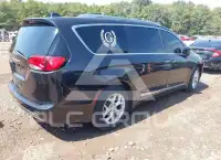 2017 Chrysler PACIFICA фото