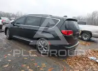 2017 Chrysler PACIFICA photo