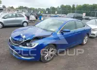 2017 Chrysler 200 photo
