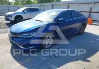 2017 Chrysler 200 фото