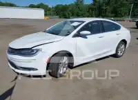 2017 Chrysler 200 фото