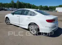 2017 Chrysler 200 фото
