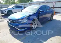 2017 Chrysler 200 фото