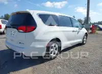 2017 Chrysler PACIFICA фото