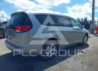 2017 Chrysler PACIFICA photo
