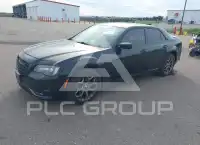 2017 Chrysler 300 photo