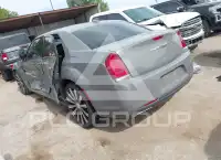 2017 Chrysler 300 фото