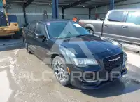 2017 Chrysler 300 фото