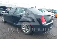2017 Chrysler 300 фото