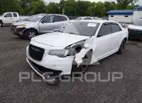 2017 Chrysler 300 фото