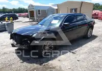 2017 Chrysler 300 фото