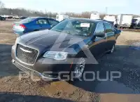 2017 Chrysler 300 фото