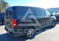 2017 Mercedes Benz METRIS photo
