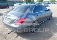 2017 Mercedes Benz C 300 фото