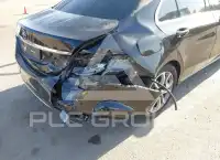 2017 Mercedes Benz C 300 фото