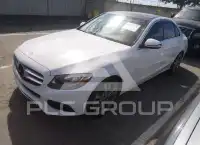 2017 Mercedes Benz C 300 photo