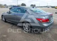2017 Mercedes Benz E 400 photo