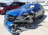 2017 Mercedes Benz E 400 фото