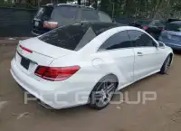 2017 Mercedes Benz E 400 фото