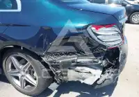 2017 Mercedes Benz E 300 photo