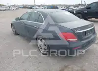 2017 Mercedes Benz E 300 photo