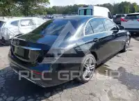 2017 Mercedes Benz E 300 фото