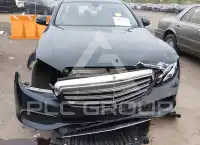 2017 Mercedes Benz E 300 фото