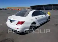2017 Mercedes Benz E 300 фото