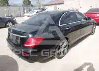 2017 Mercedes Benz E 300 photo