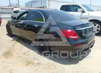 2017 Mercedes Benz E 300 photo