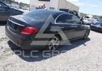 2017 Mercedes Benz E 300 photo