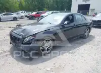 2017 Mercedes Benz E 300 фото