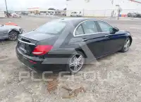2017 Mercedes Benz E 300 фото